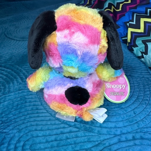 Rainbow Snoopy Plush Hallmark - Picture 8 of 13